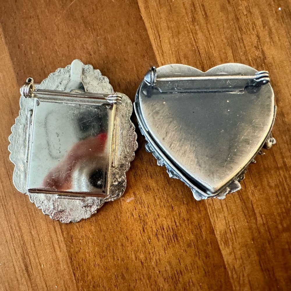 Vintage Picture Frame Brooches - Picture 2 of 5